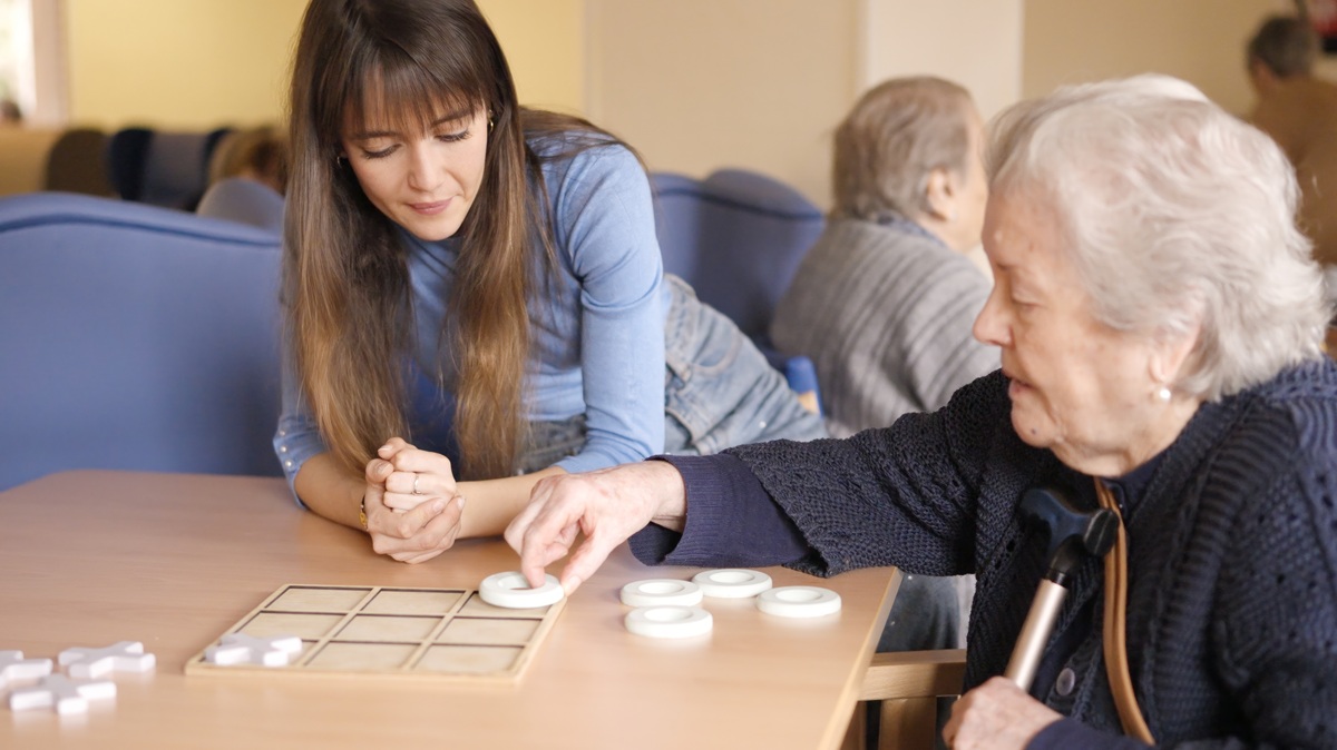 how memory care improves quality of life for dementia patients